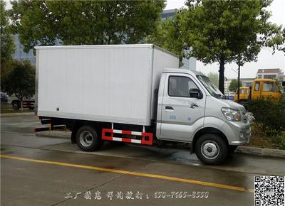 東營冷凍車改裝廠 專業冷藏車改裝服務，聯系電話15071658550